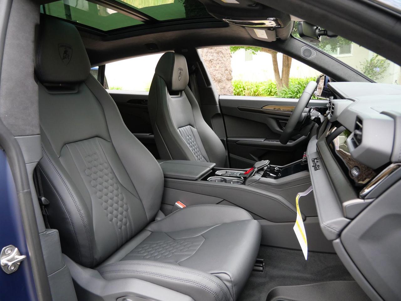 2025 Lamborghini Urus SE SE Lawrence KS