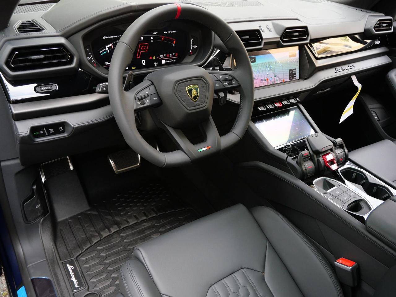 2025 Lamborghini Urus SE SE Lawrence KS