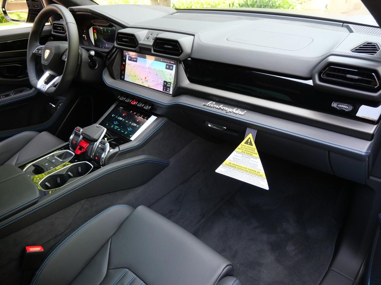 2025 Lamborghini Urus SE SE Lawrence KS