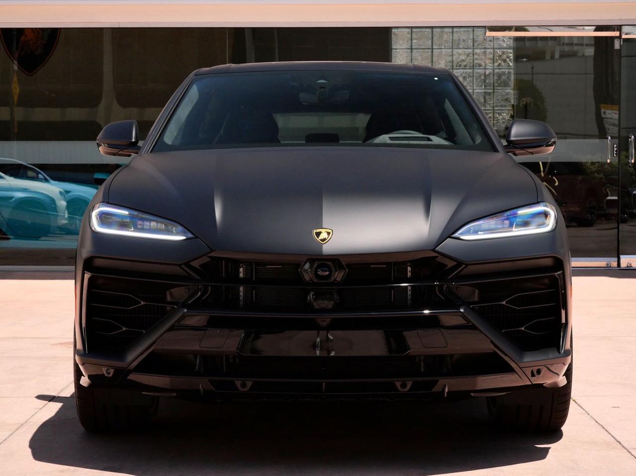 2025 Lamborghini Urus SE SE Lawrence KS