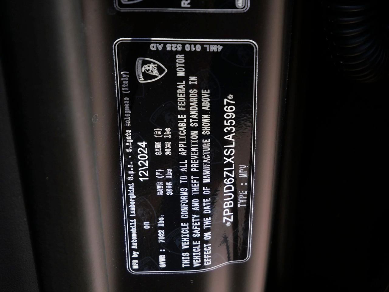 2025 Lamborghini Urus SE SE Lawrence KS