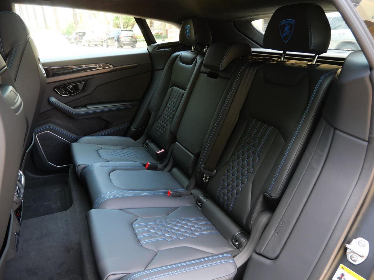 2025 Lamborghini Urus SE SE Lawrence KS