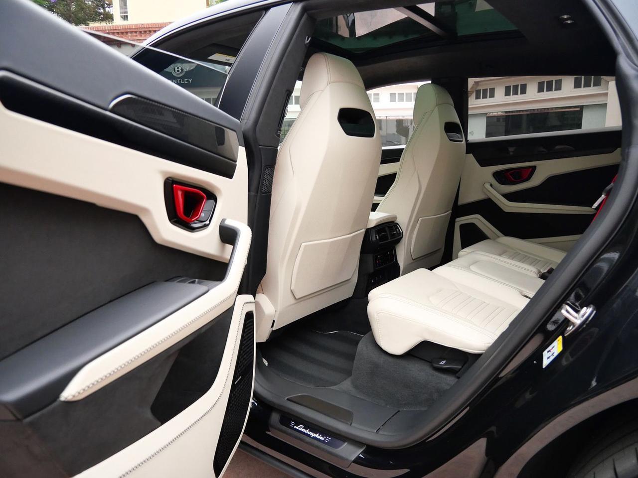 2025 Lamborghini Urus SE SE Lawrence KS