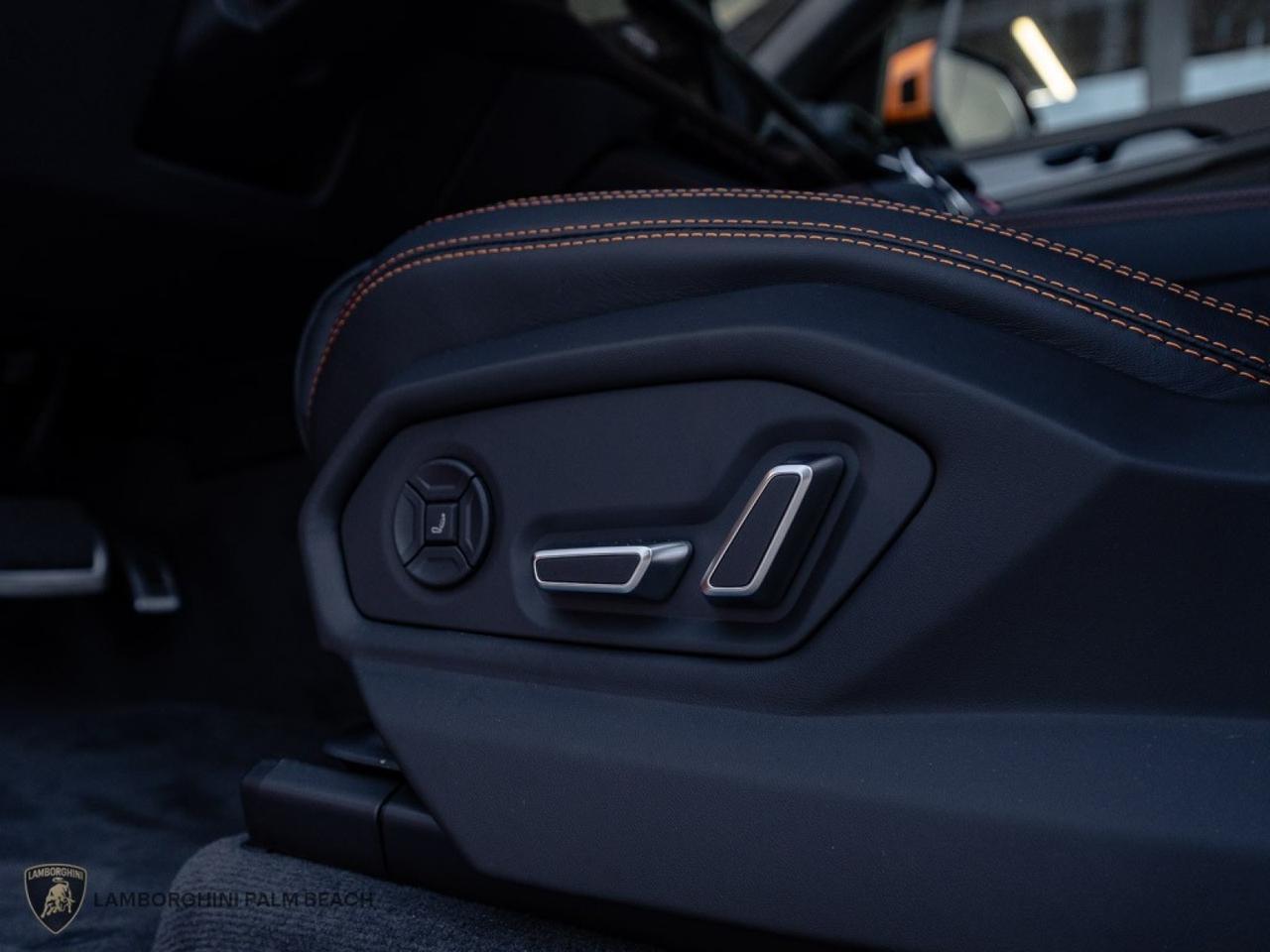 2025 Lamborghini Urus SE West Palm Beach FL