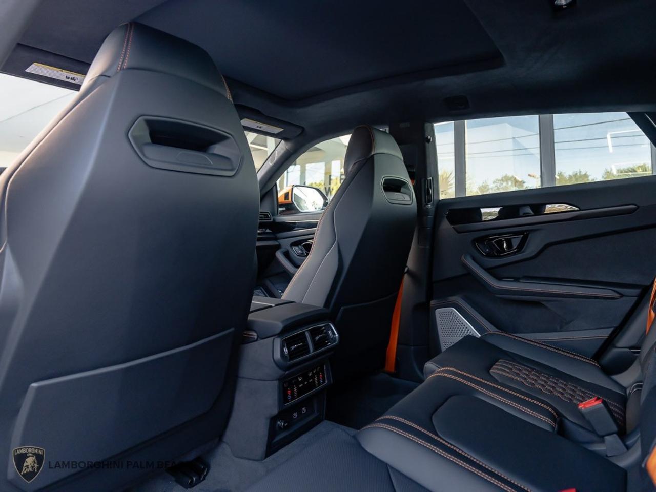 2025 Lamborghini Urus SE West Palm Beach FL
