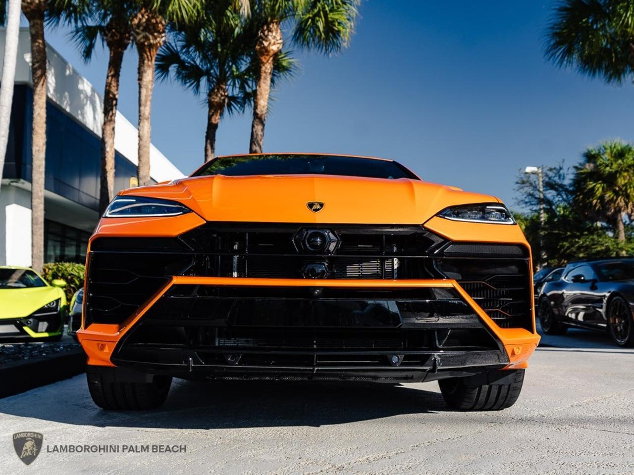 2025 Lamborghini Urus SE West Palm Beach FL