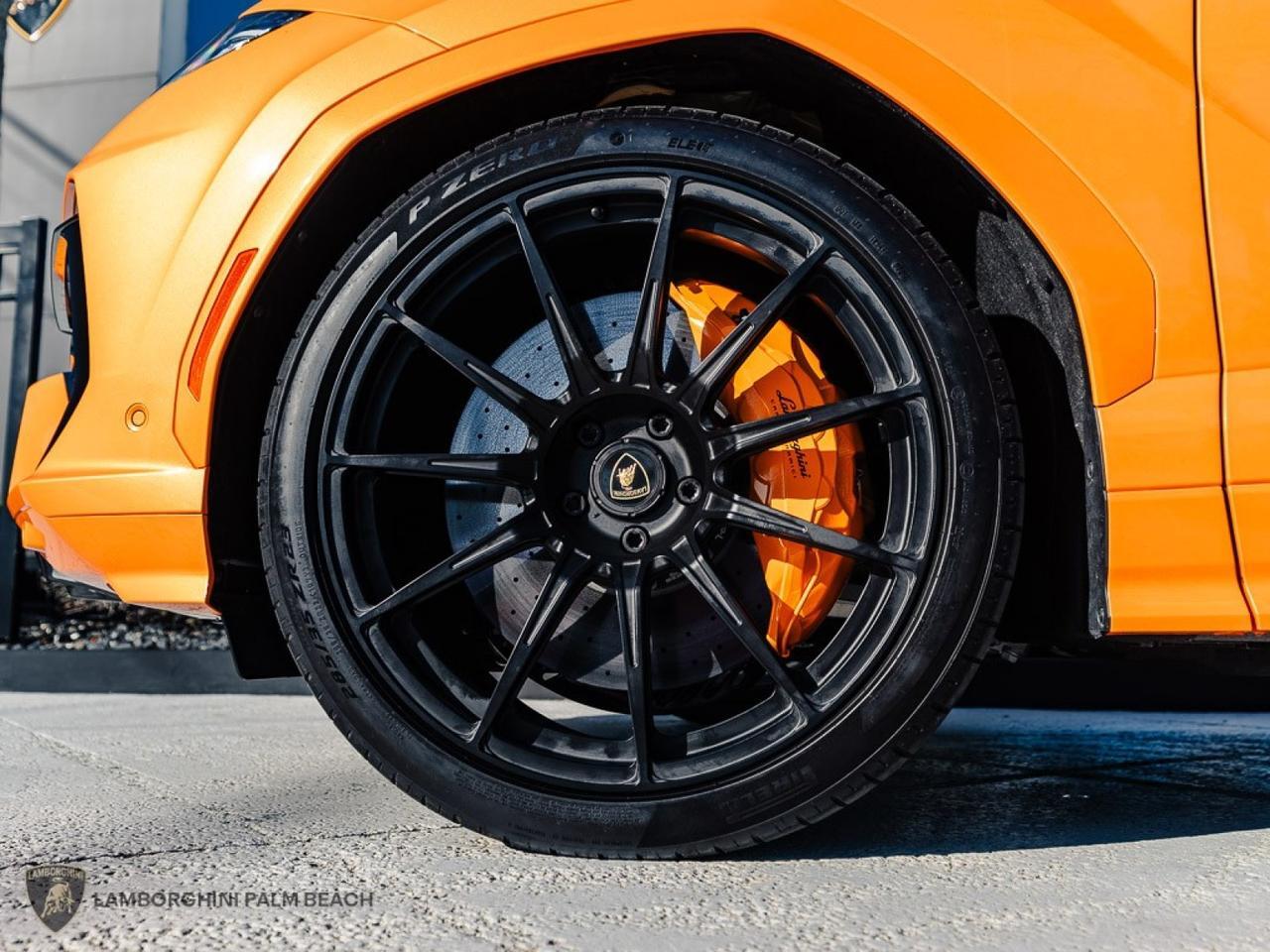 2025 Lamborghini Urus SE West Palm Beach FL