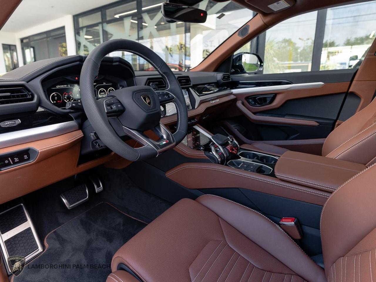2025 Lamborghini Urus SE West Palm Beach FL