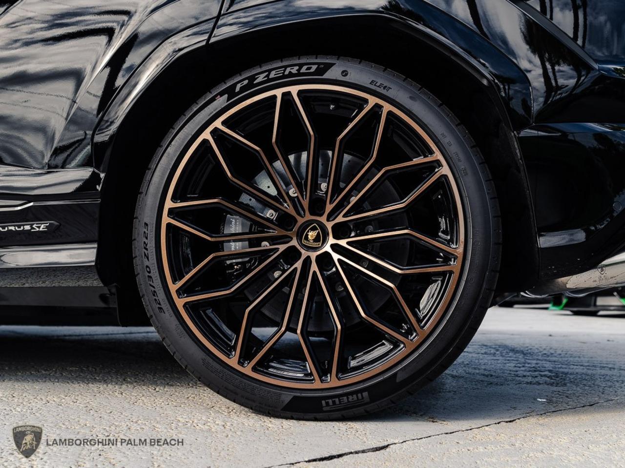 2025 Lamborghini Urus SE West Palm Beach FL