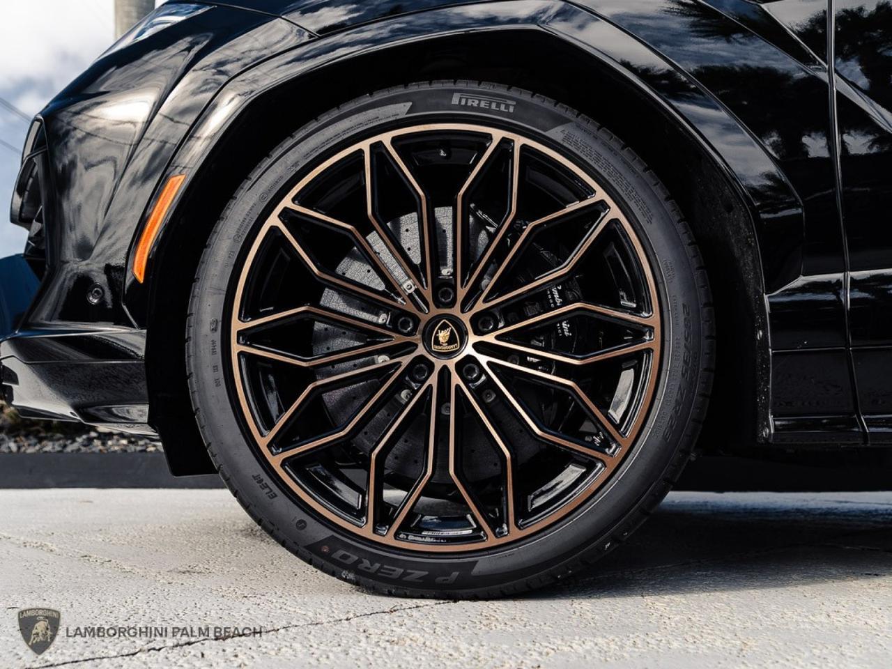 2025 Lamborghini Urus SE West Palm Beach FL