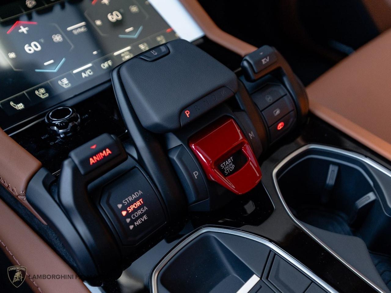 2025 Lamborghini Urus SE West Palm Beach FL