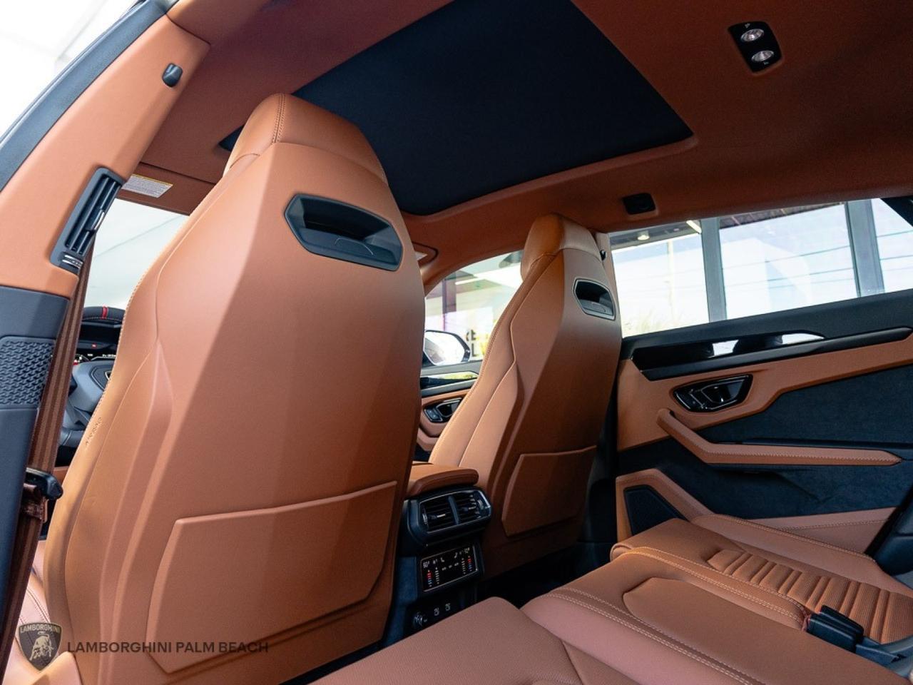 2025 Lamborghini Urus SE West Palm Beach FL