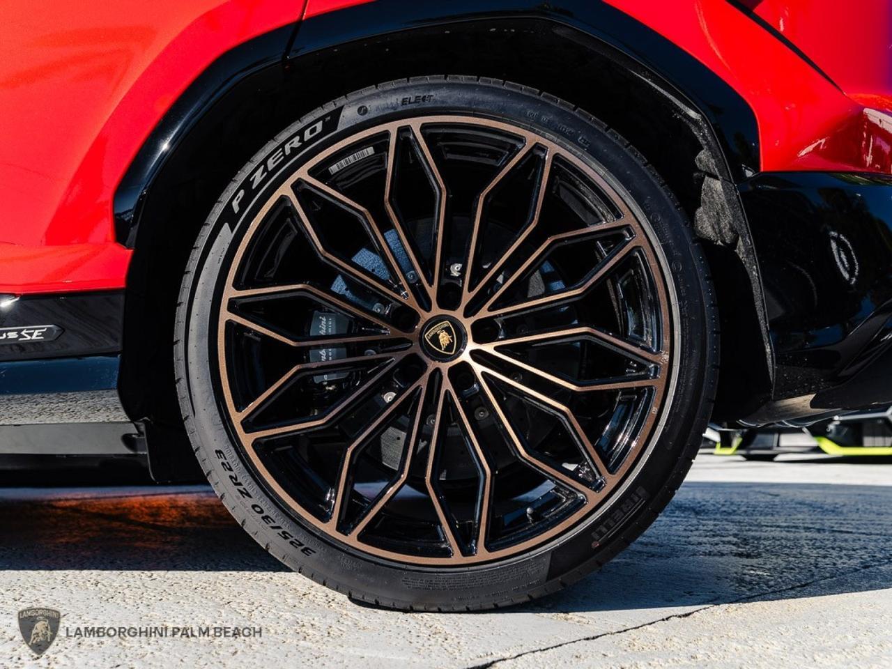 2025 Lamborghini Urus SE West Palm Beach FL