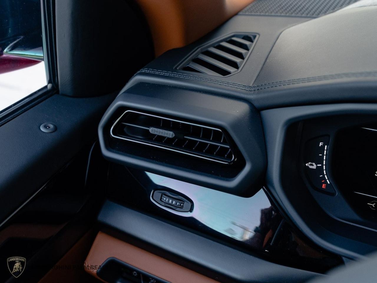 2025 Lamborghini Urus SE West Palm Beach FL