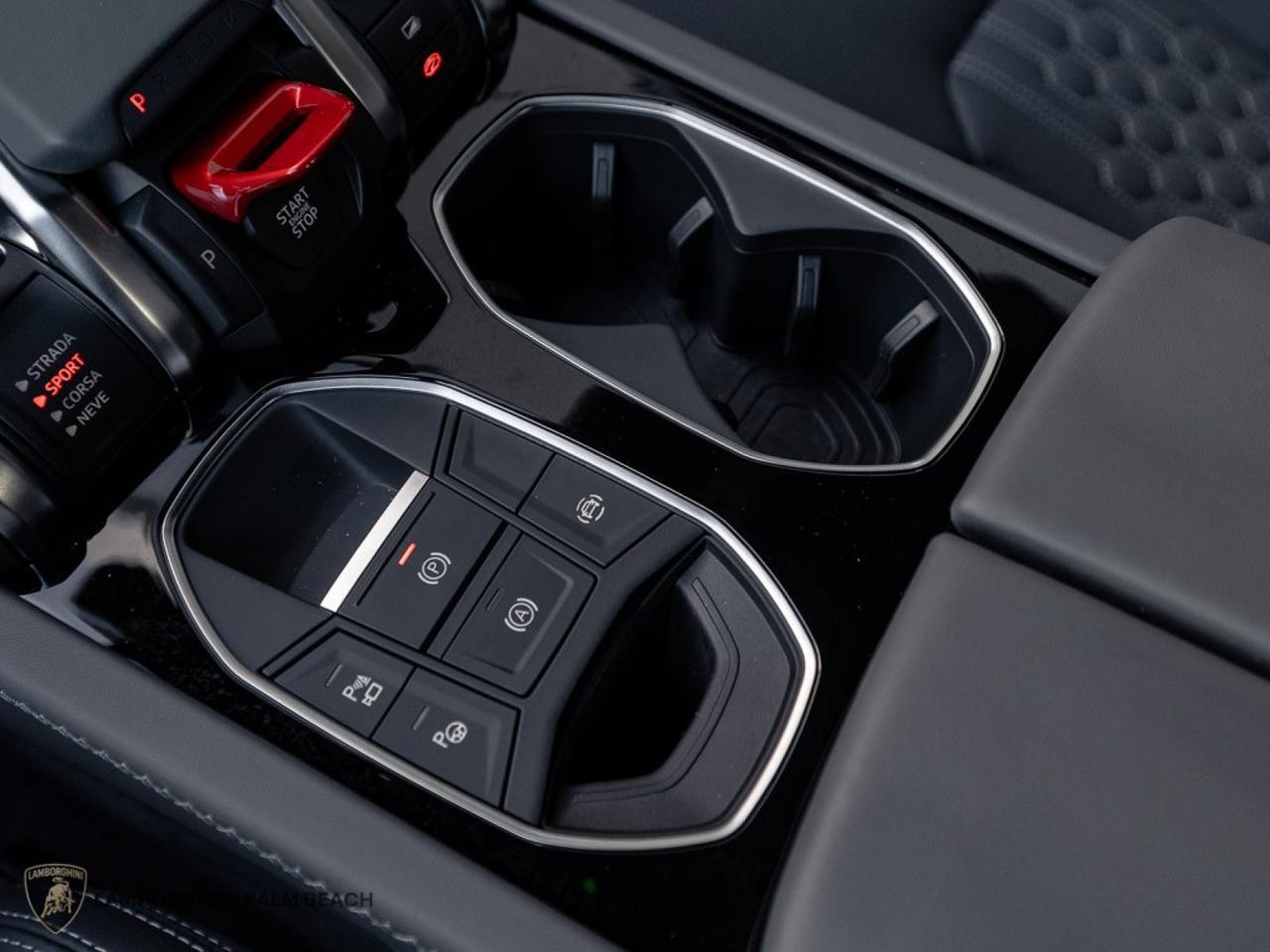 2025 Lamborghini Urus SE West Palm Beach FL