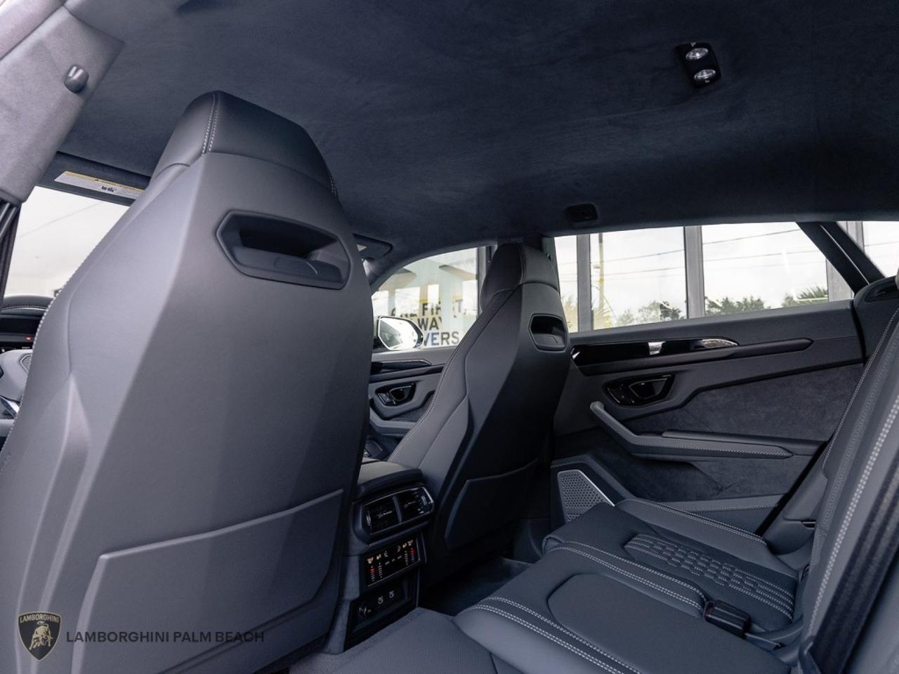 2025 Lamborghini Urus SE West Palm Beach FL