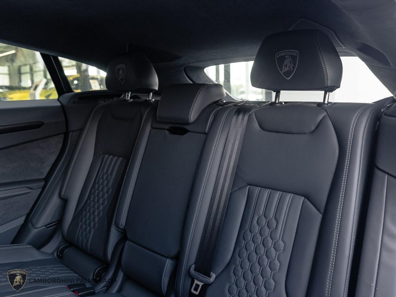 2025 Lamborghini Urus SE West Palm Beach FL