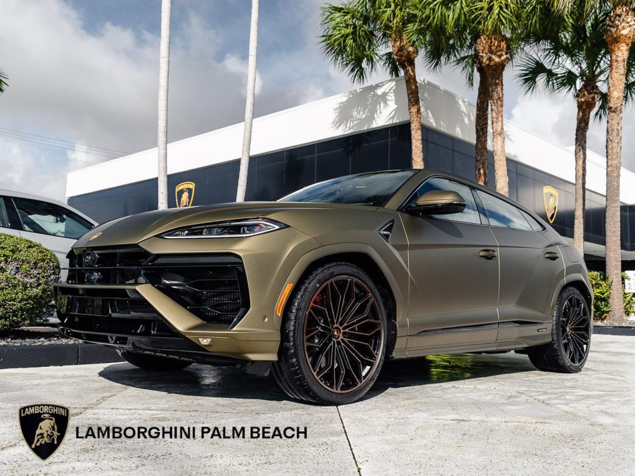 2025 Lamborghini Urus SE