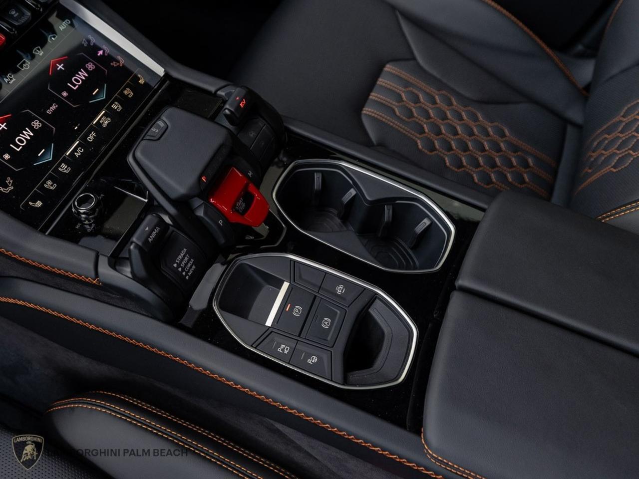 2025 Lamborghini Urus SE West Palm Beach FL