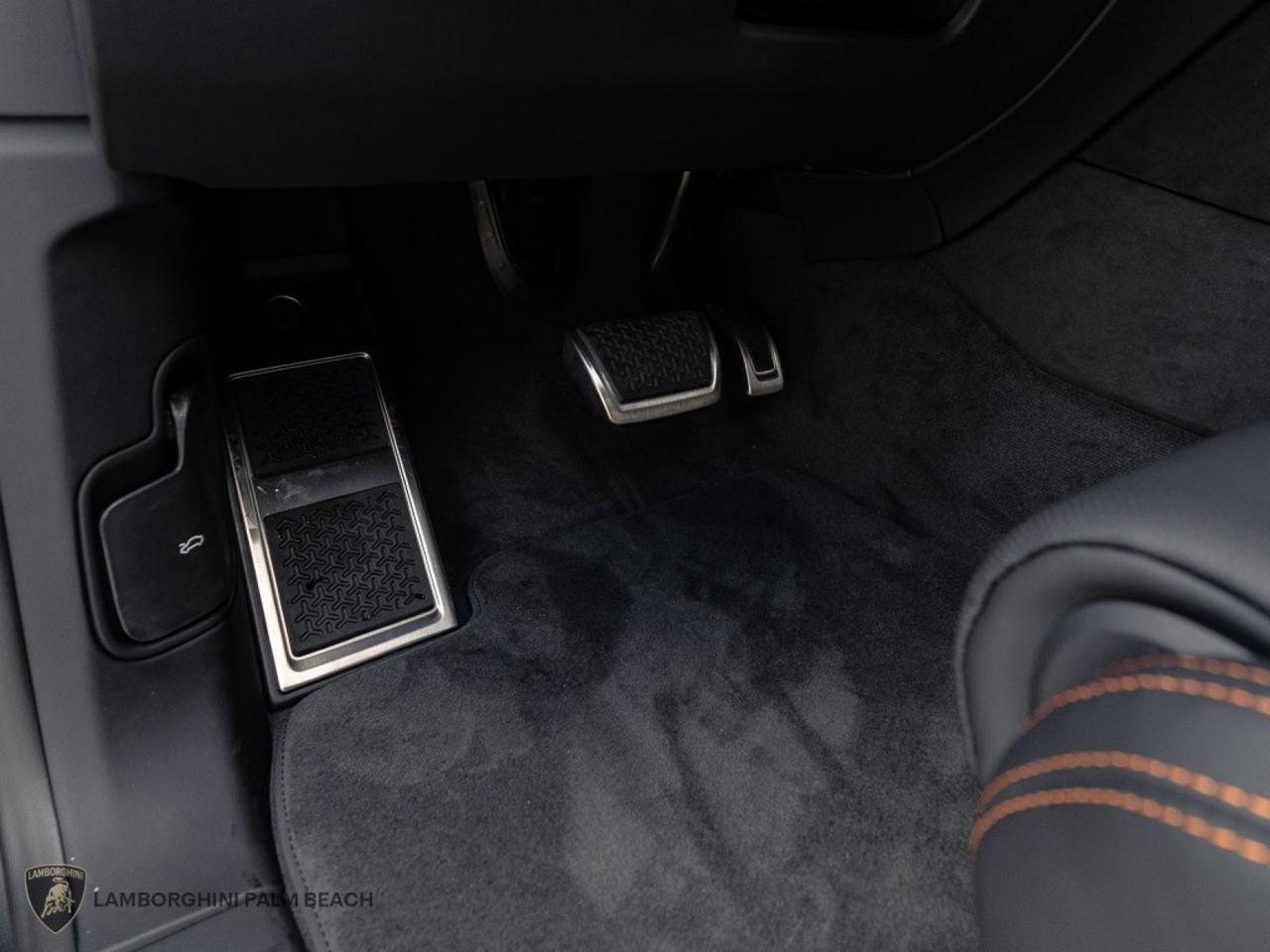 2025 Lamborghini Urus SE West Palm Beach FL