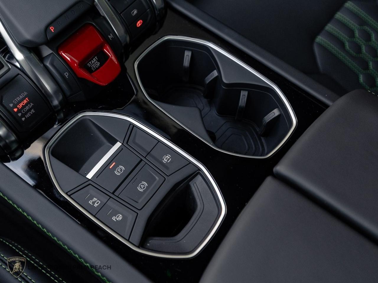 2025 Lamborghini Urus SE West Palm Beach FL