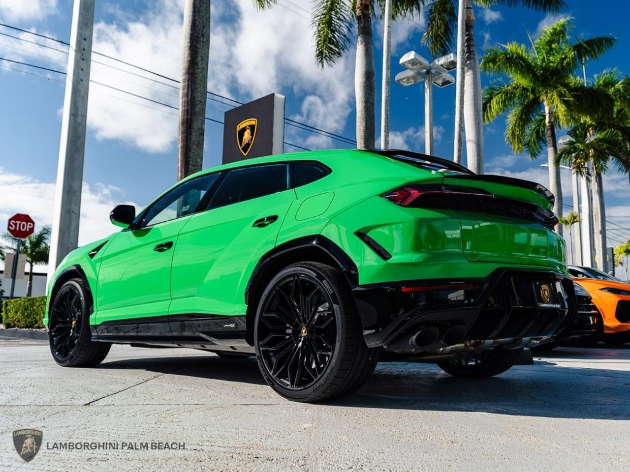 2025 Lamborghini Urus SE West Palm Beach FL