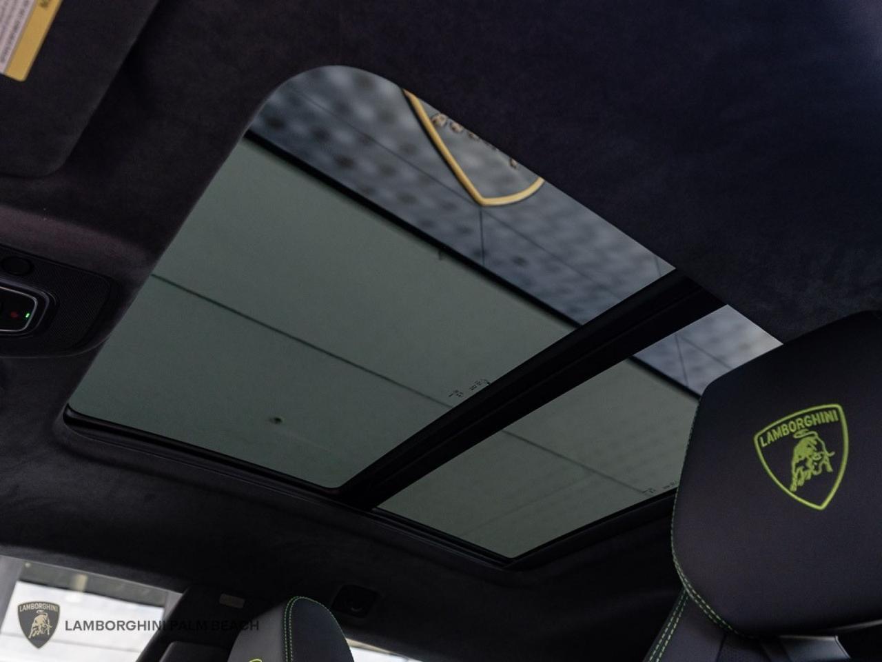 2025 Lamborghini Urus SE West Palm Beach FL