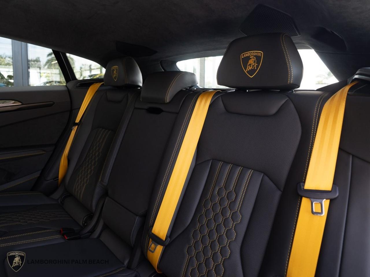 2025 Lamborghini Urus SE West Palm Beach FL