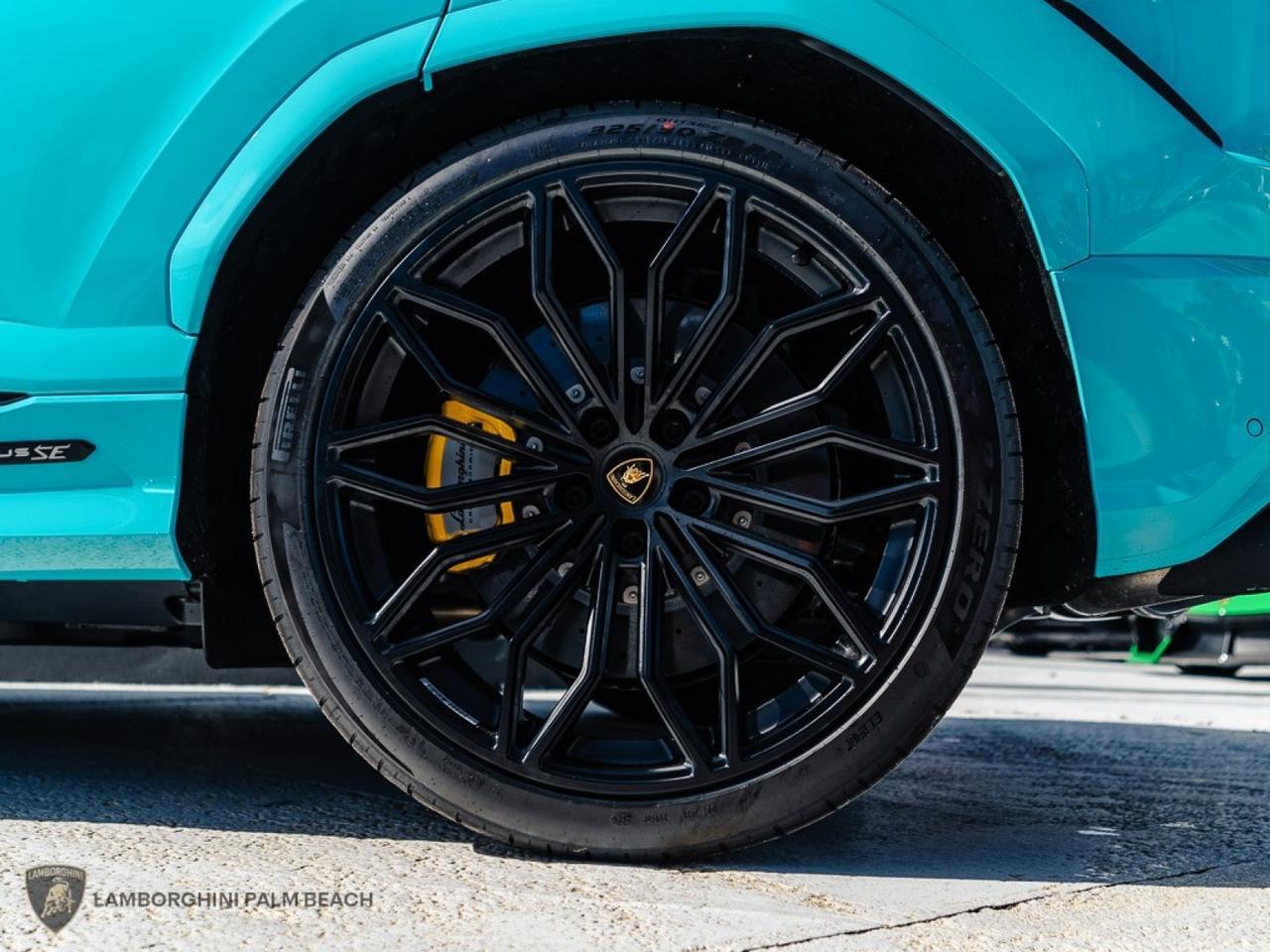 2025 Lamborghini Urus SE West Palm Beach FL