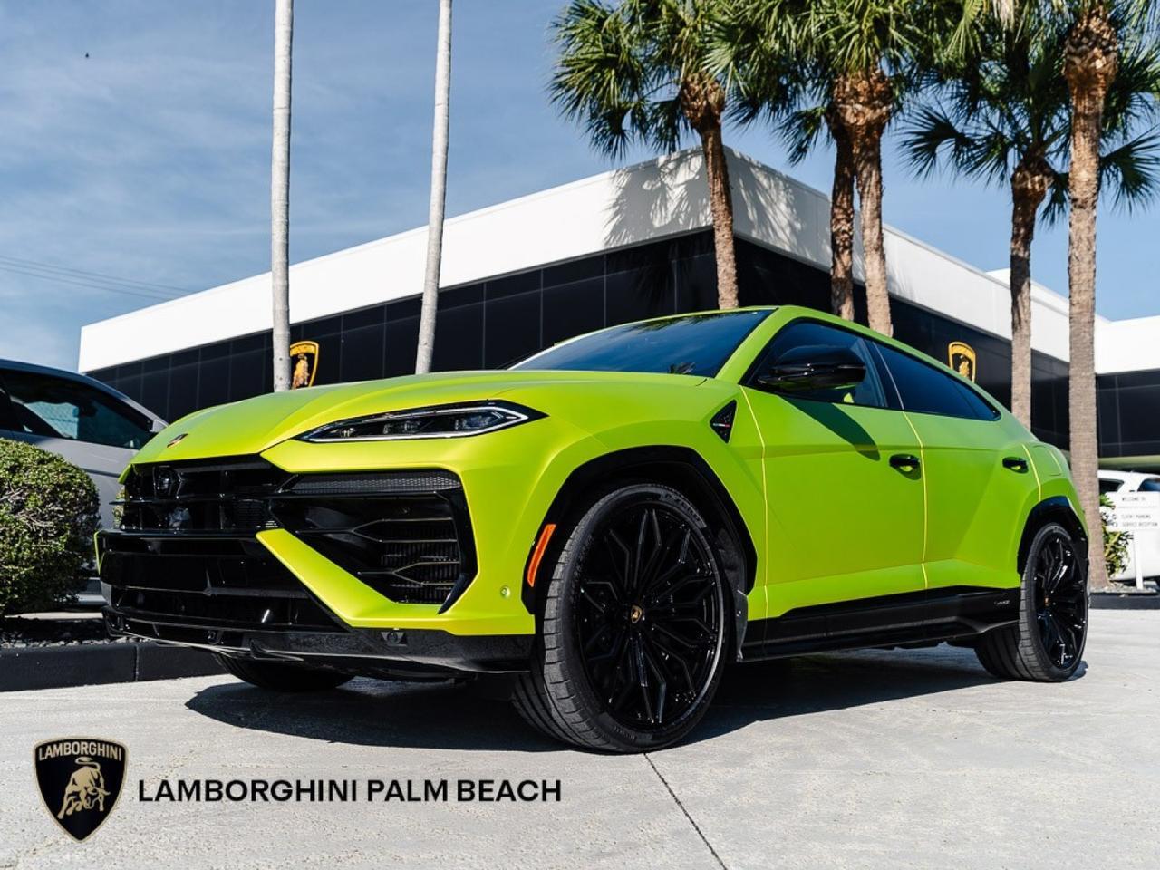2025 Lamborghini Urus SE