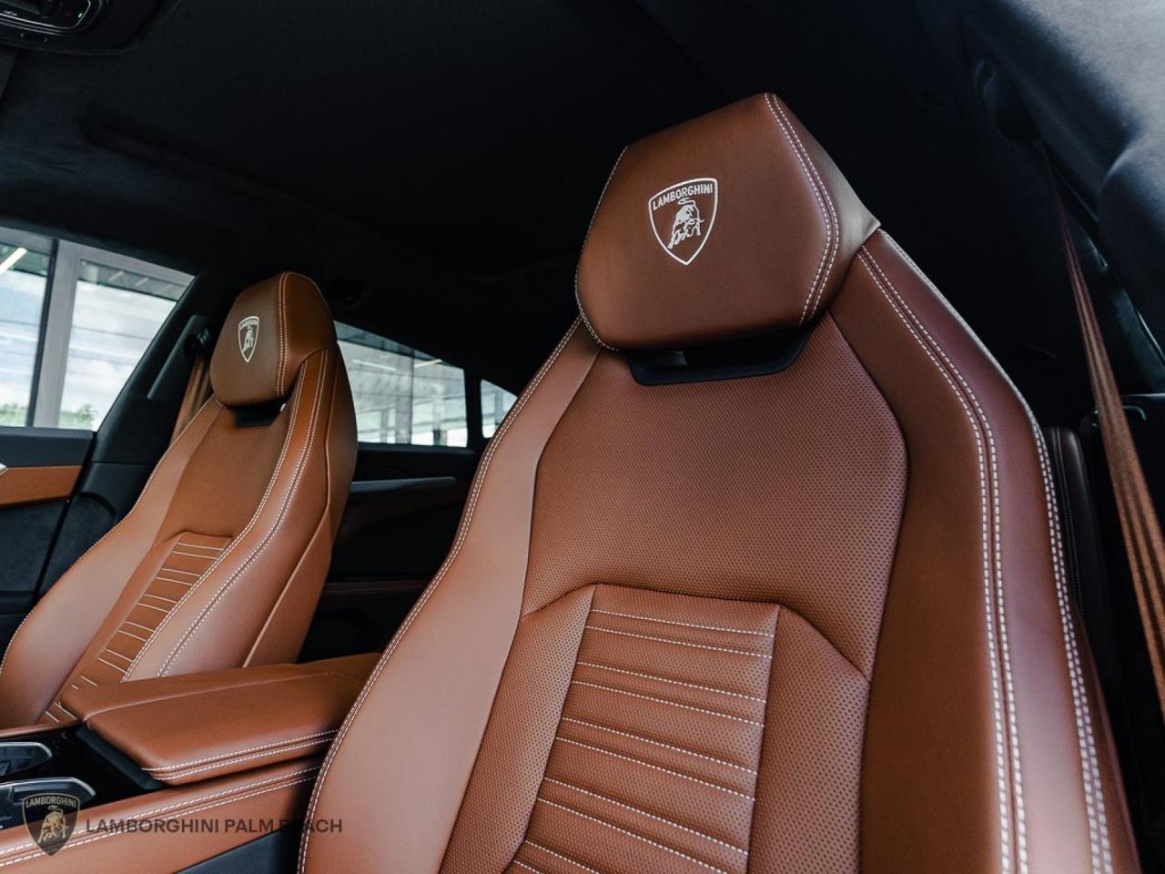 2025 Lamborghini Urus SE West Palm Beach FL