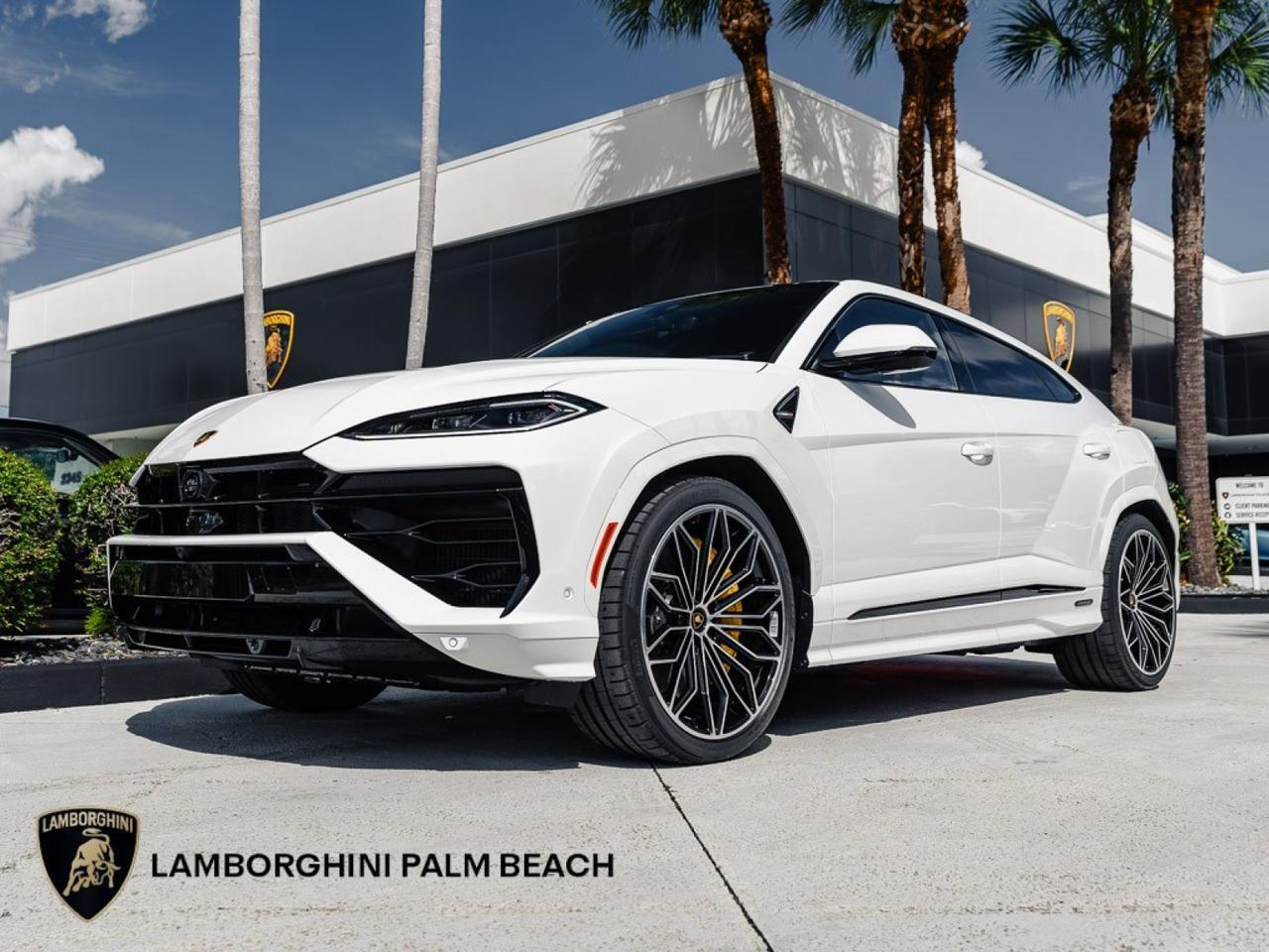 2025 Lamborghini Urus SE