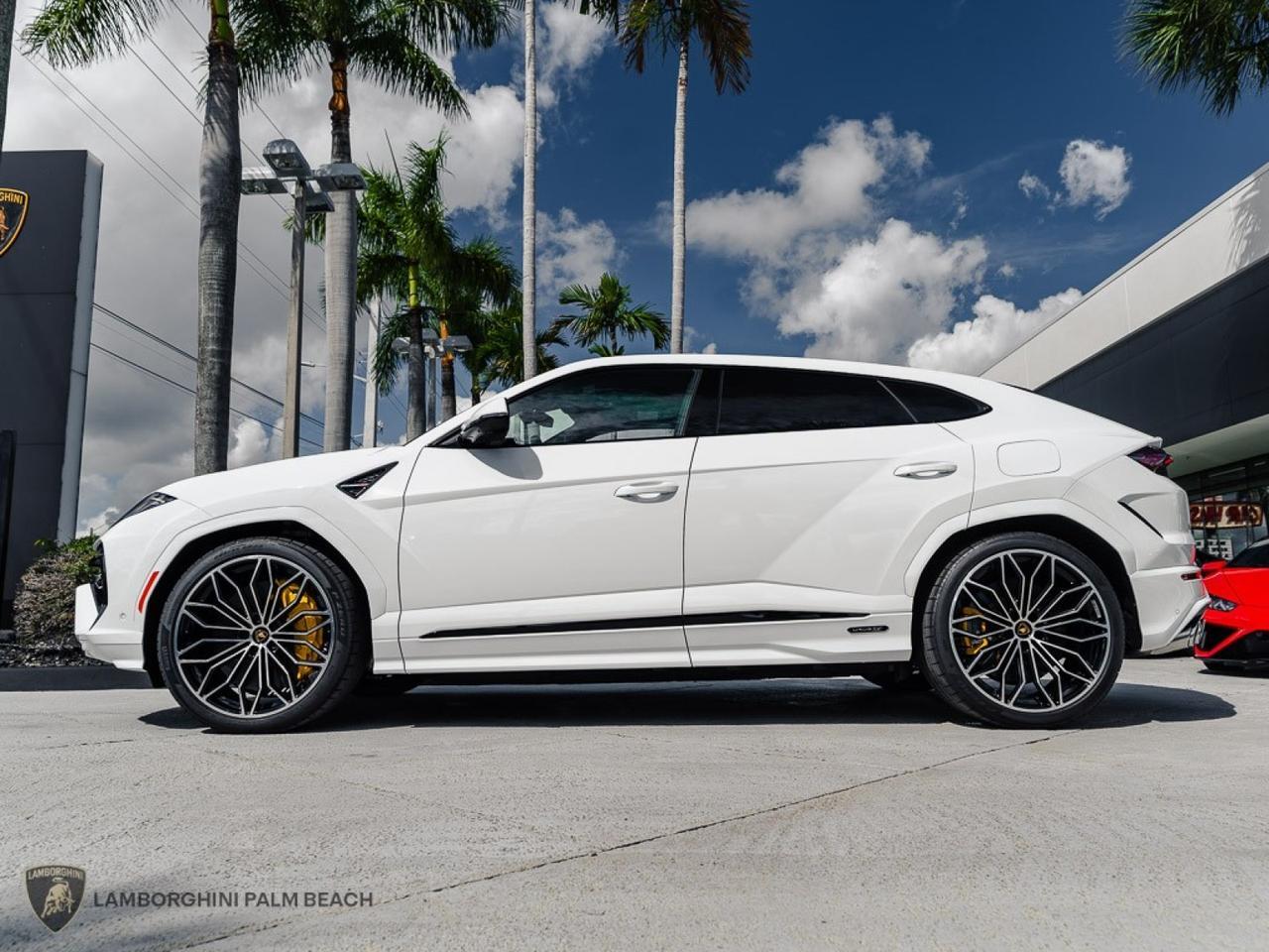 2025 Lamborghini Urus SE West Palm Beach FL