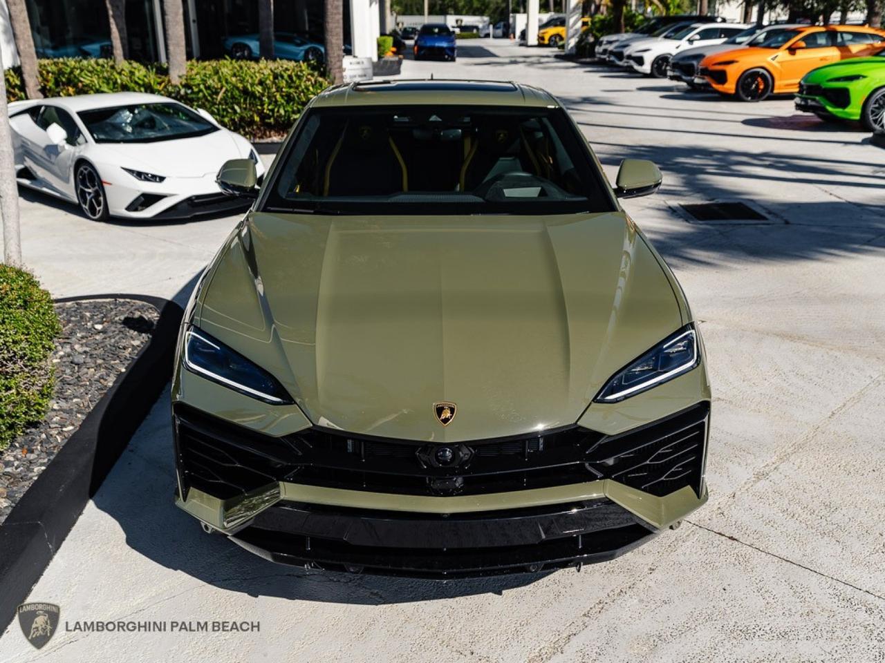 2025 Lamborghini Urus SE West Palm Beach FL