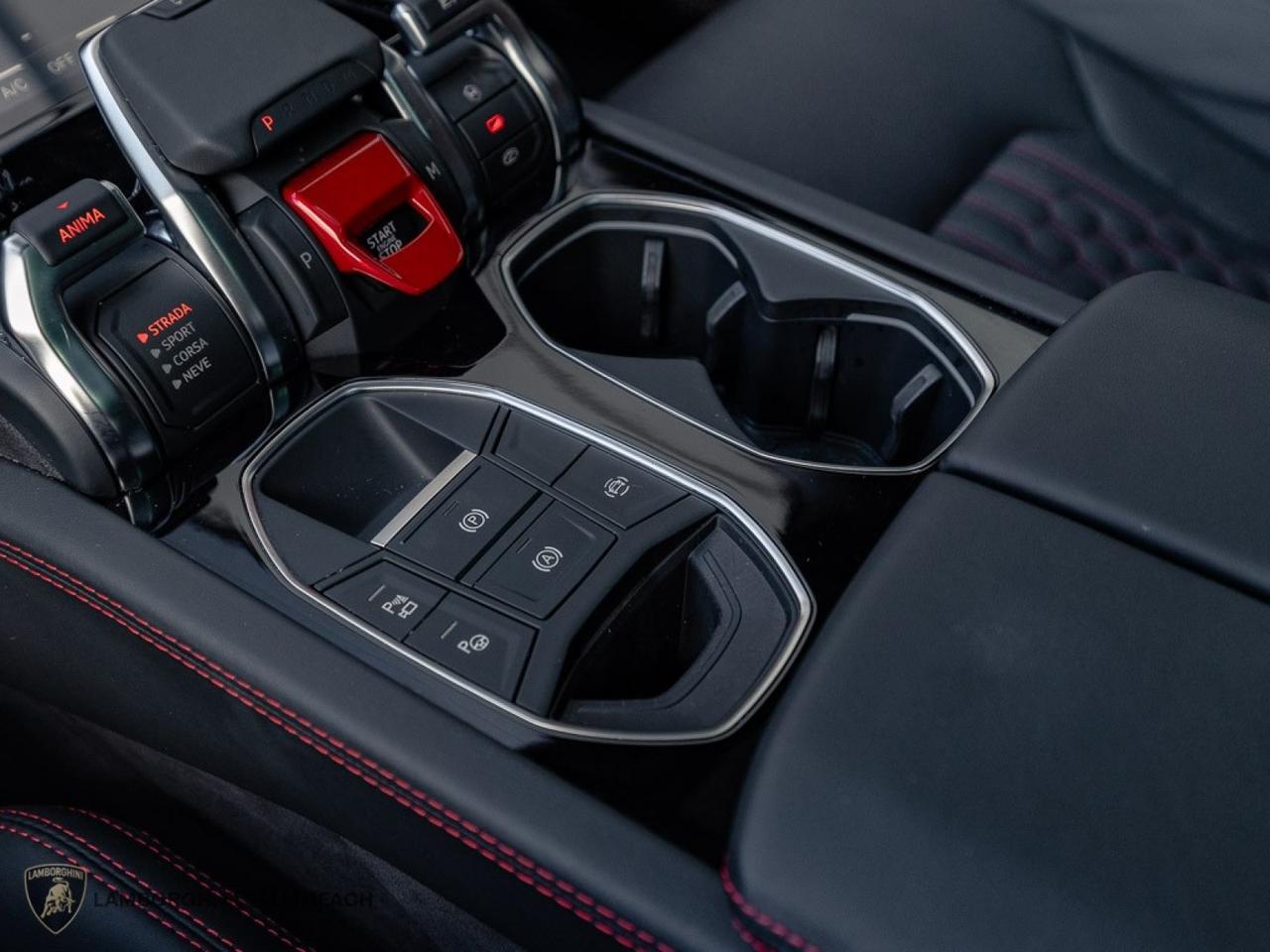 2025 Lamborghini Urus SE West Palm Beach FL