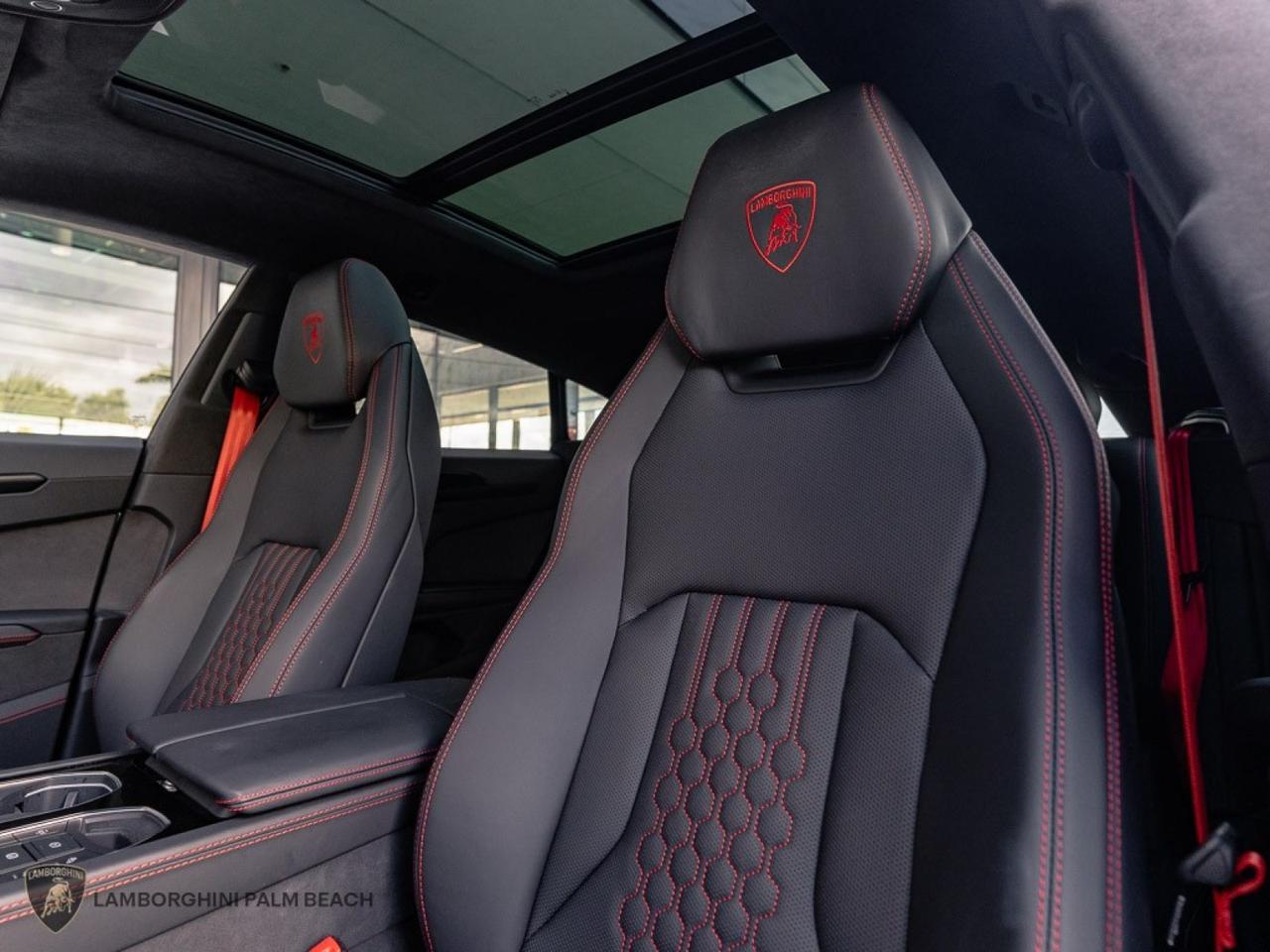 2025 Lamborghini Urus SE West Palm Beach FL