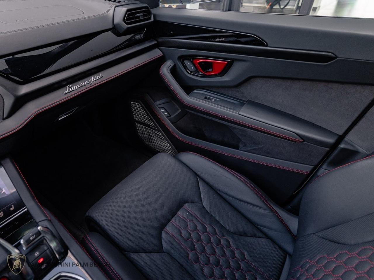 2025 Lamborghini Urus SE West Palm Beach FL