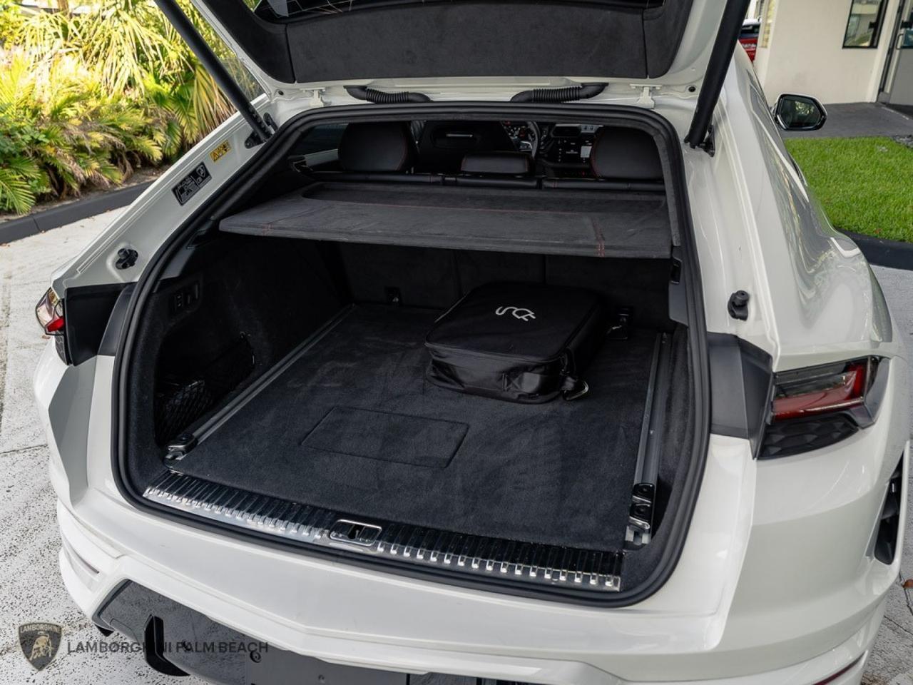 2025 Lamborghini Urus SE West Palm Beach FL