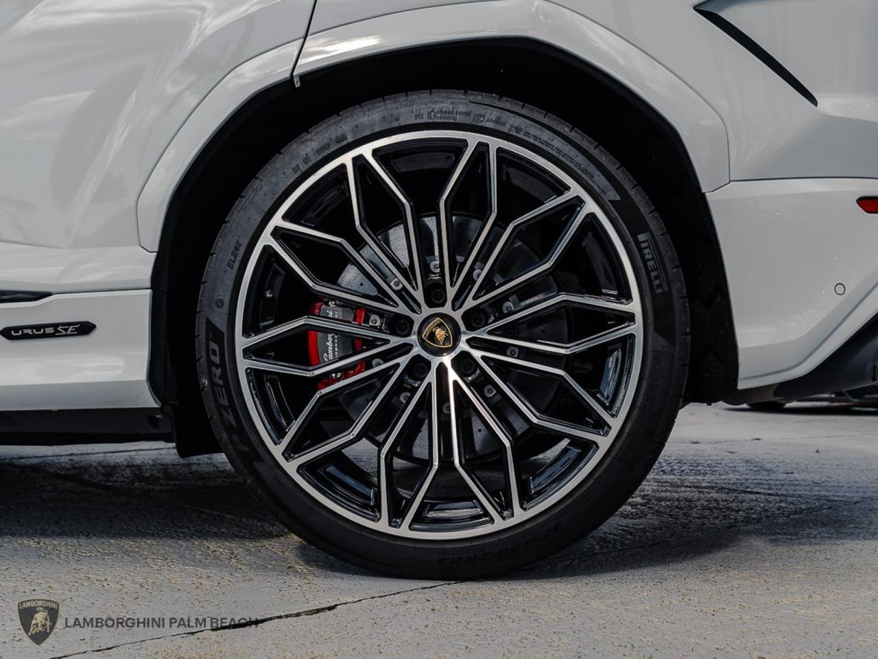 2025 Lamborghini Urus SE West Palm Beach FL