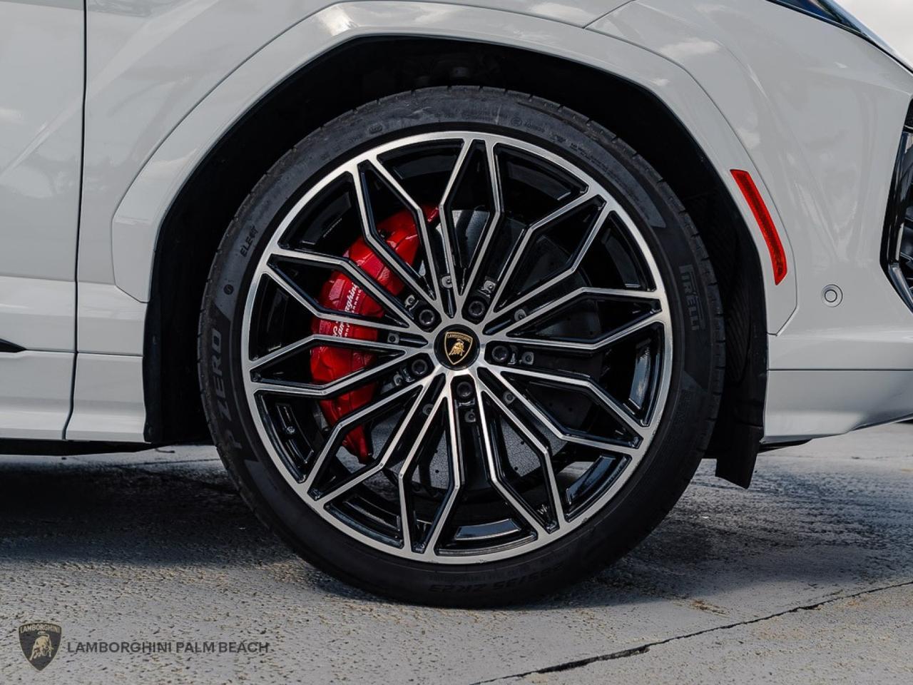 2025 Lamborghini Urus SE West Palm Beach FL