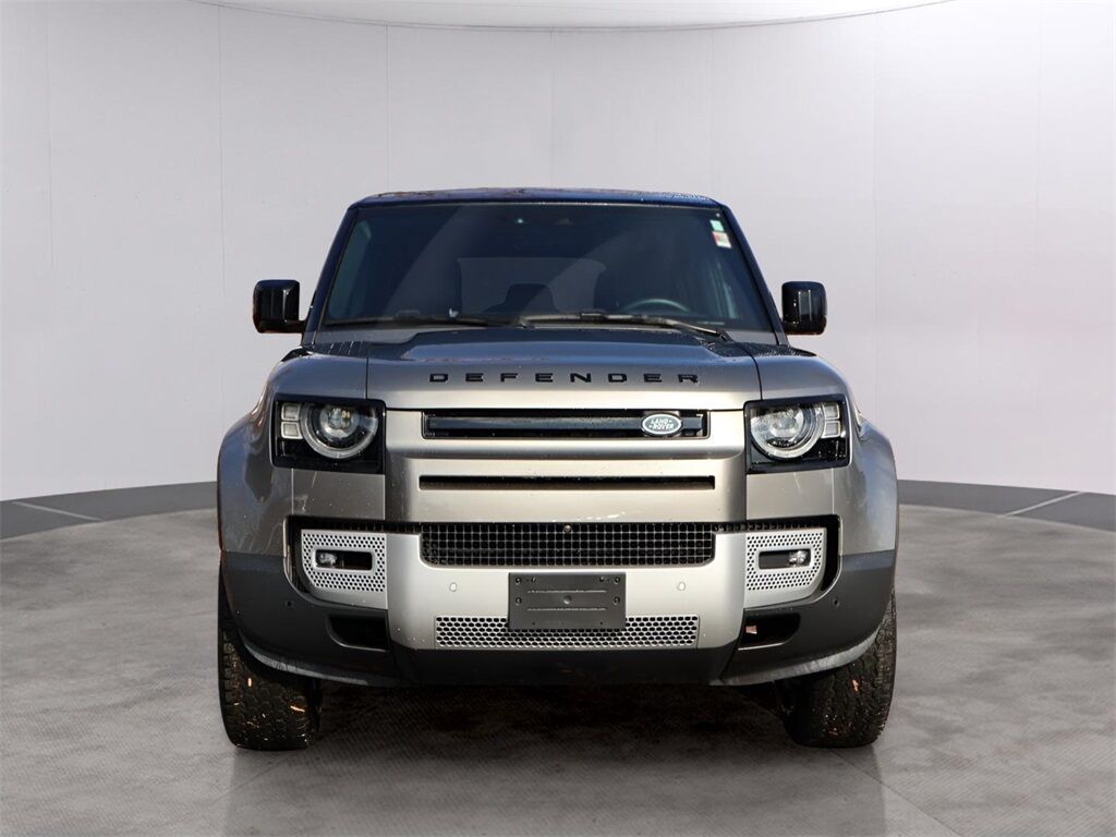 2025 Land Rover Defender 110 S