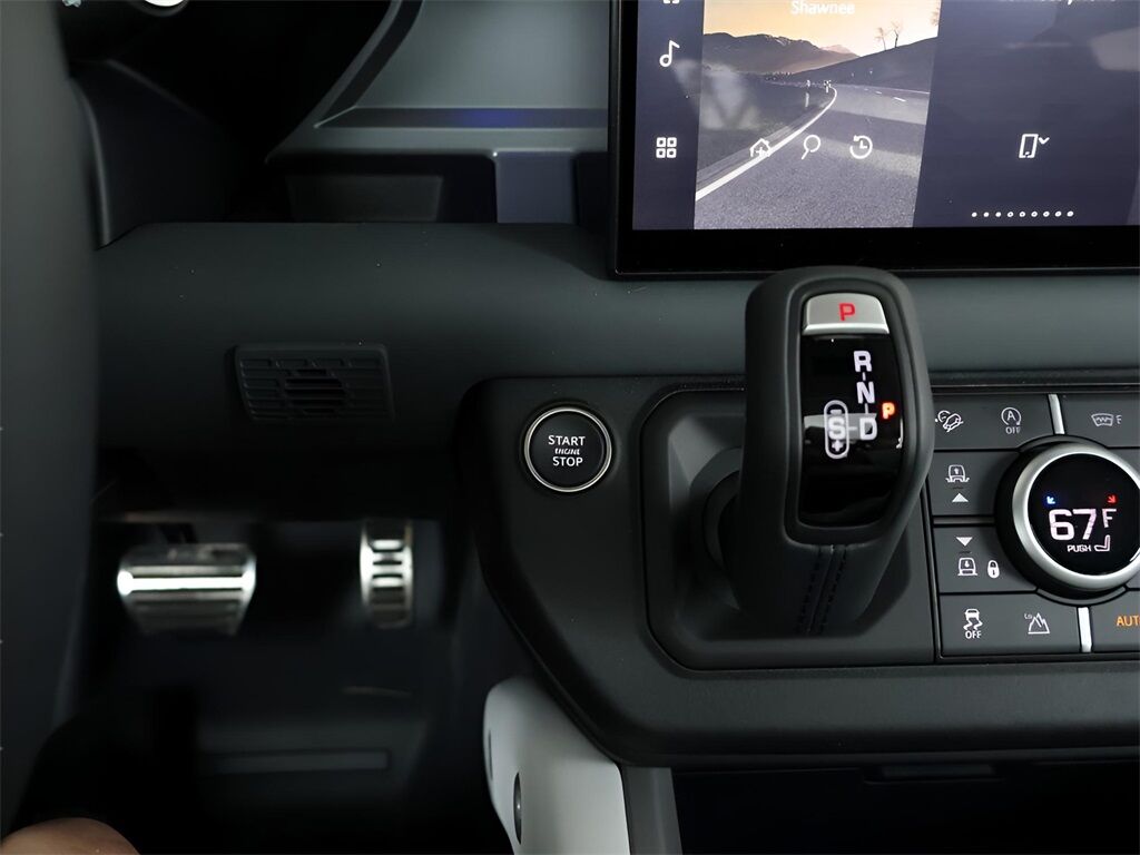2025 Land Rover Defender 110 V8 San Clemente CA