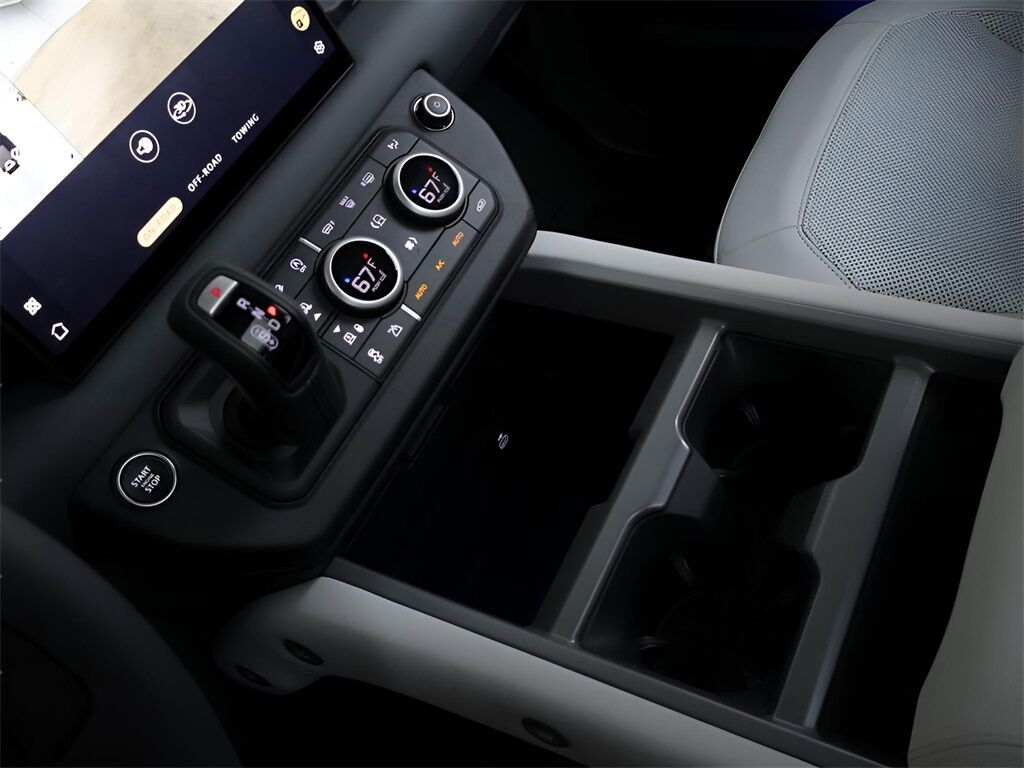2025 Land Rover Defender 110 V8 San Clemente CA