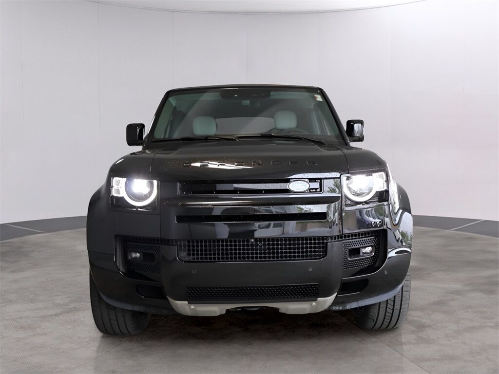 2025 Land Rover Defender 110 V8 San Clemente CA