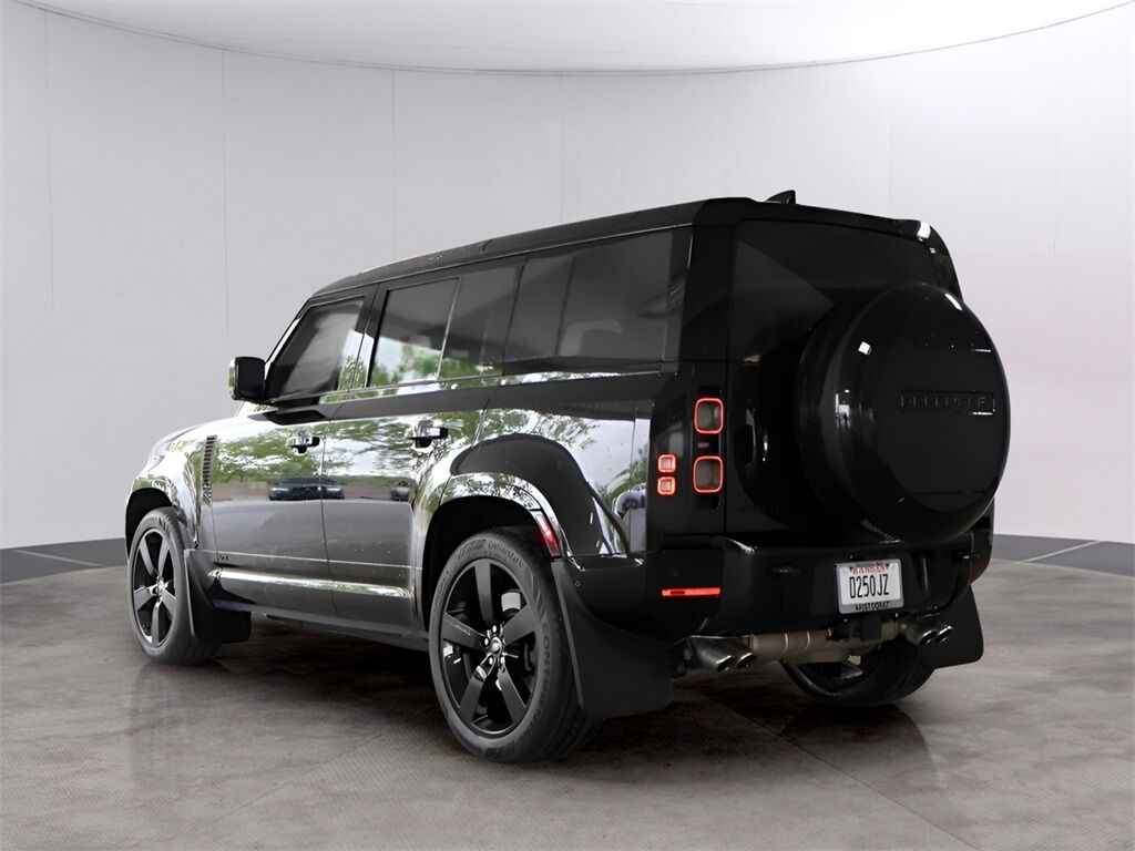 2025 Land Rover Defender 110 V8 San Clemente CA