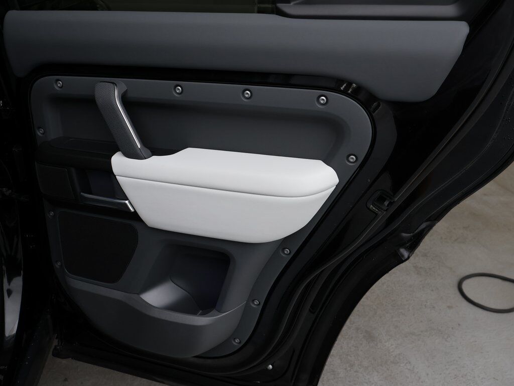2025 Land Rover Defender 110 V8 San Clemente CA