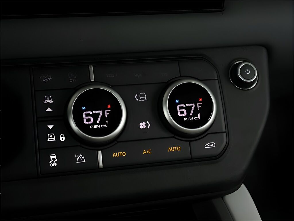 2025 Land Rover Defender 110 V8 San Clemente CA