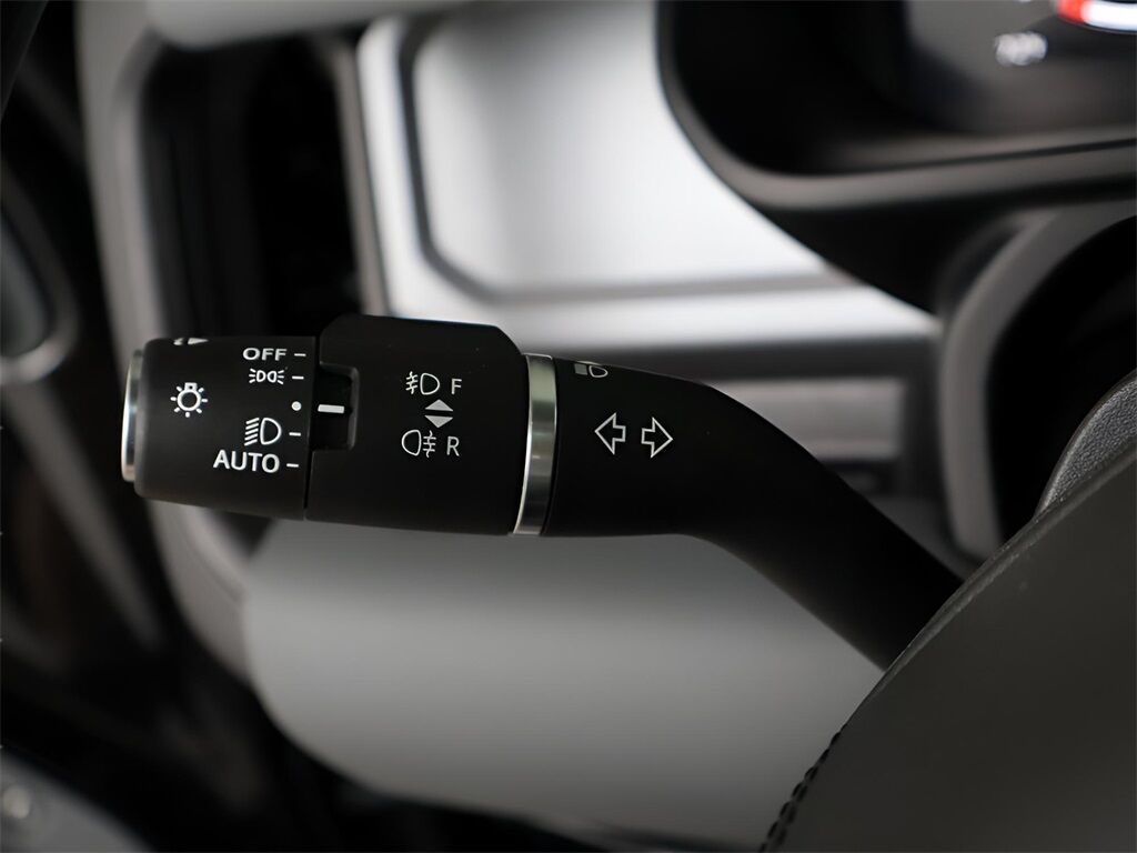 2025 Land Rover Defender 110 V8 San Clemente CA