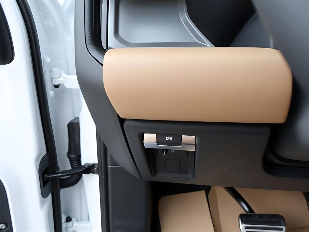 2025 Land Rover Defender 110 V8 San Clemente CA