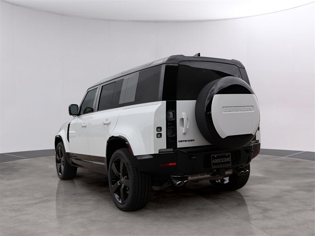 2025 Land Rover Defender 110 V8 San Clemente CA